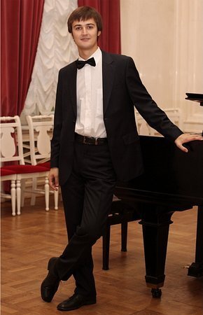 Alexander Lazarev - Pleasanton Academy of Music - Piano Lessons in East Bay